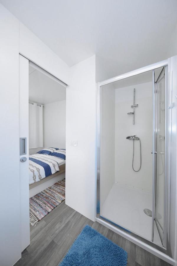 Mobile Home Safir Biograd Na Moru Exterior foto